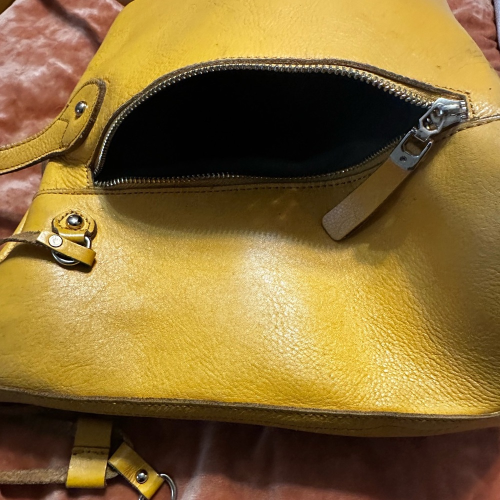 Montana West Mustard Yellow Concealed carry tote/purse - Picture 3 of 3
